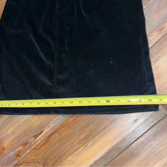 St Johns Bay Skirt Size 8 Petite Knee Length Black Velour Pencil Skirt 5 Pocket - Picture 6 of 12